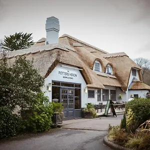 Hotel Potters Heron
